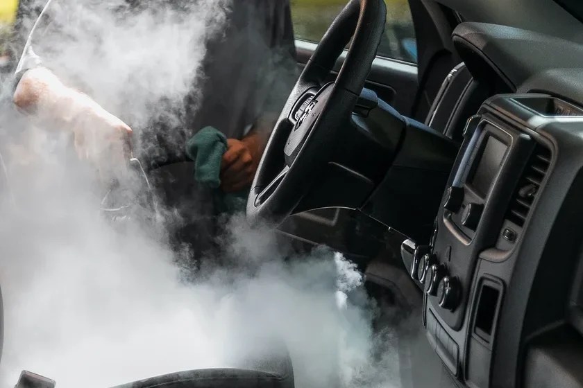 Nettoyage auto moto voiture intérieur à la Vapeur de Faches-Thumesnil