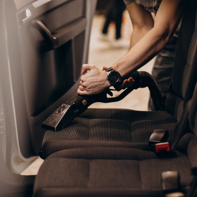 pressing vapeur des sièges  banquette ainsi que de la moquettes sur Lille Faches-Thumesnil fretin Loos Haubourdin Villeneuve d'Ascq Wambrechies Tourcoing Roubaix Wattrelos calais dunkerque vendeville lesquin seclin