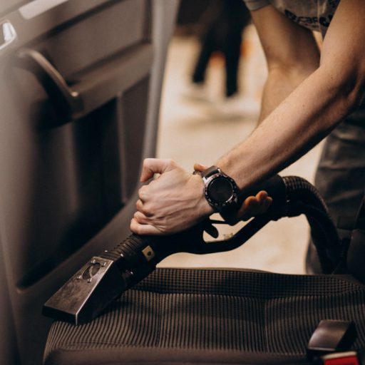 Nettoyage de siège près de Lille , injecteur extracteur vapeur pour siège de voiture à lille. Si vous avez des taches, du vomi, des poils appelez nous !