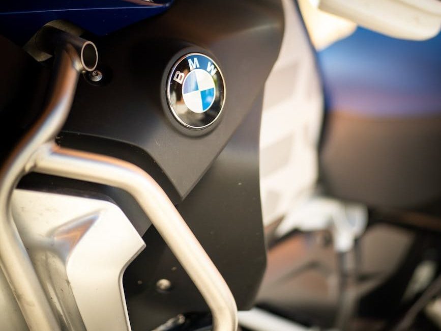 Spécialiste du nettoyage vapeur pour moto, Le Detail à Halluin redonne éclat et protection à votre deux-roues, sans agresser les surfaces.